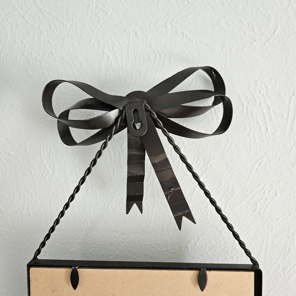 NWT Hobby Lobby Black Frame With  Bow Hook